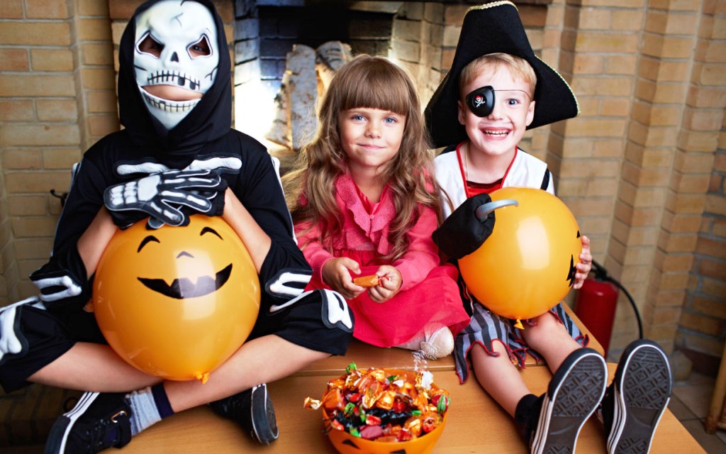children-enjoying-and-celebrating-halloween