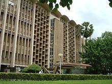 computer science, mechanical engineering, electrical & electronic engineering, material sciences and statistics. (List of Top 10 Universities in India 2017) 1.Indian Institute of Science (IISc Bangalore) When we talk about the best university in India, then it is none other than IISc Bangalore. BRICS placed it at number five in its prestigious ranking. In Asian ranking, it comes at thirty forth also including in QS ranking. The great research works of IISc Bangalore in engineering and technology keeps it consistently at the top. IISc Bangalore is situated amid the hub of research institutes just north of Bangalore city, the Indian Institute of Science offers a great academic network as well as forty departments across the four hundred acres. Above was the List of Top 10 Universities in India 2017.