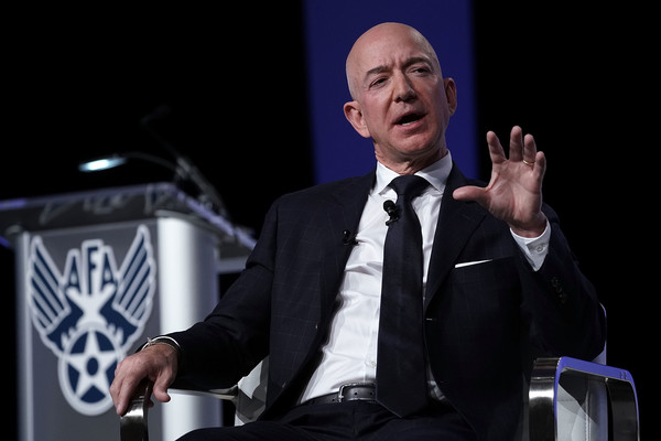 Jeff+Bezos+Amazon+CEO+Blue+Origin+Founder