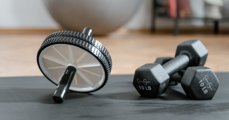 How to Use Adjustable Dumbbells?