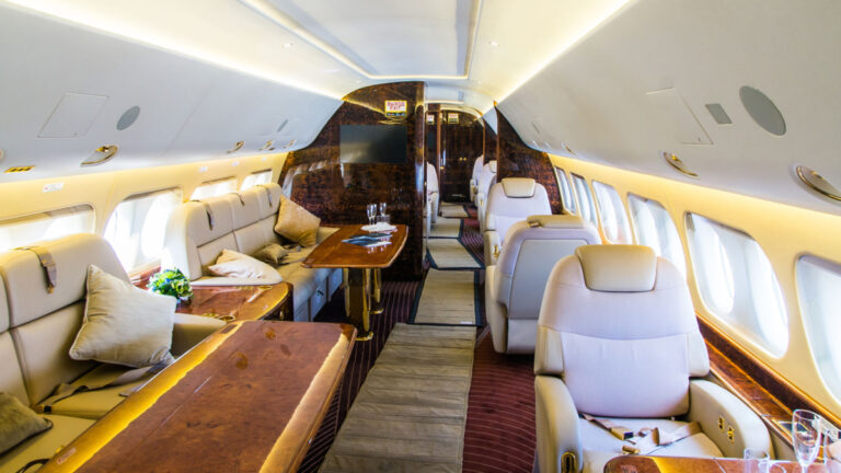 Empty Leg Flights vs. Traditional Private Jet Charters: Which is right for you?