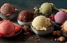 Gelato-Ice-Cream-with-Berries-Chocolate
