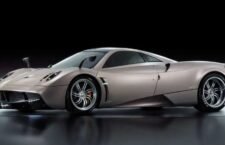 ferari-luxury-car